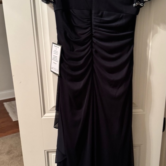 Betsy & Adam Navy Beaded Sleeve Maxi Gown - Picture 6 of 7